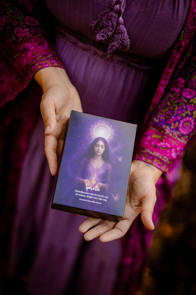 SPIROLIE: Orakelkaarten Met De Kracht Van De Natuur, Magie Voor Elke Dag (PRE ORDER)